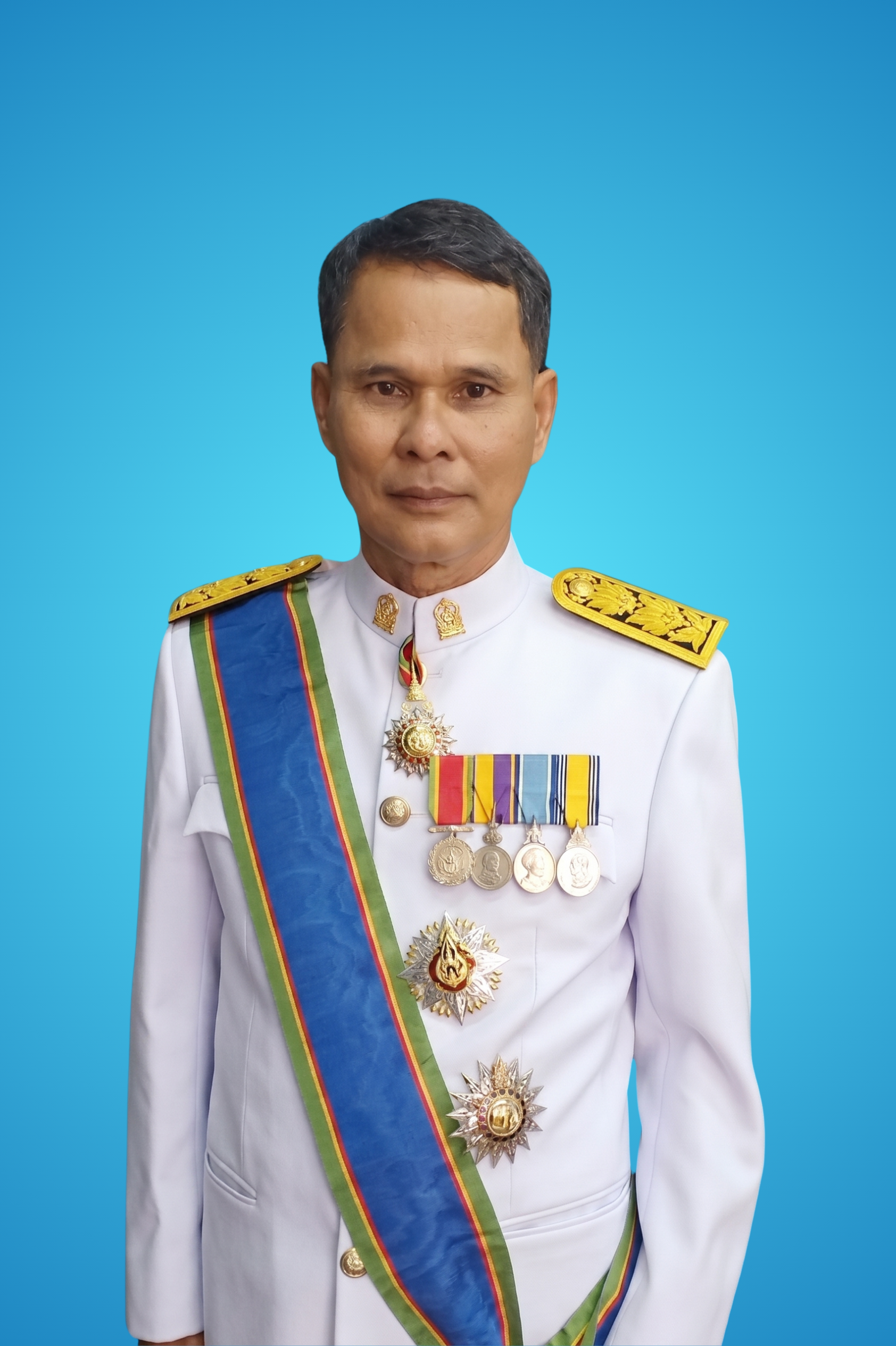 นายโฉม บุญจันทร์